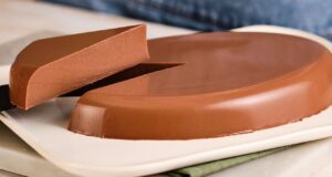 Só leite e chocolate! Sobremesa incrível, sem gelatina, sem assar, em 5 minutos