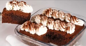 Bolo de chocolate em 5 minutos! Todo mundo está procurando esta receita! Sem leite condensado, sem