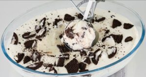 O sorvete caseiro mais gostoso que já provei! Apenas 3 ingredientes! Sorvete Oreo!