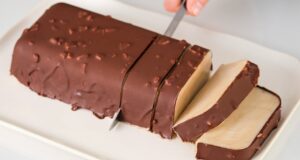 Só chocolate, leite e café! Deliciosa sobremesa com 3 ingredientes em 5 minutos! Sem fermento, sem