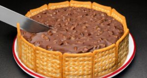 Este bolo é tão delicioso que eu o faço todo fim de semana! Sem farinha, sem ovos, sem forno