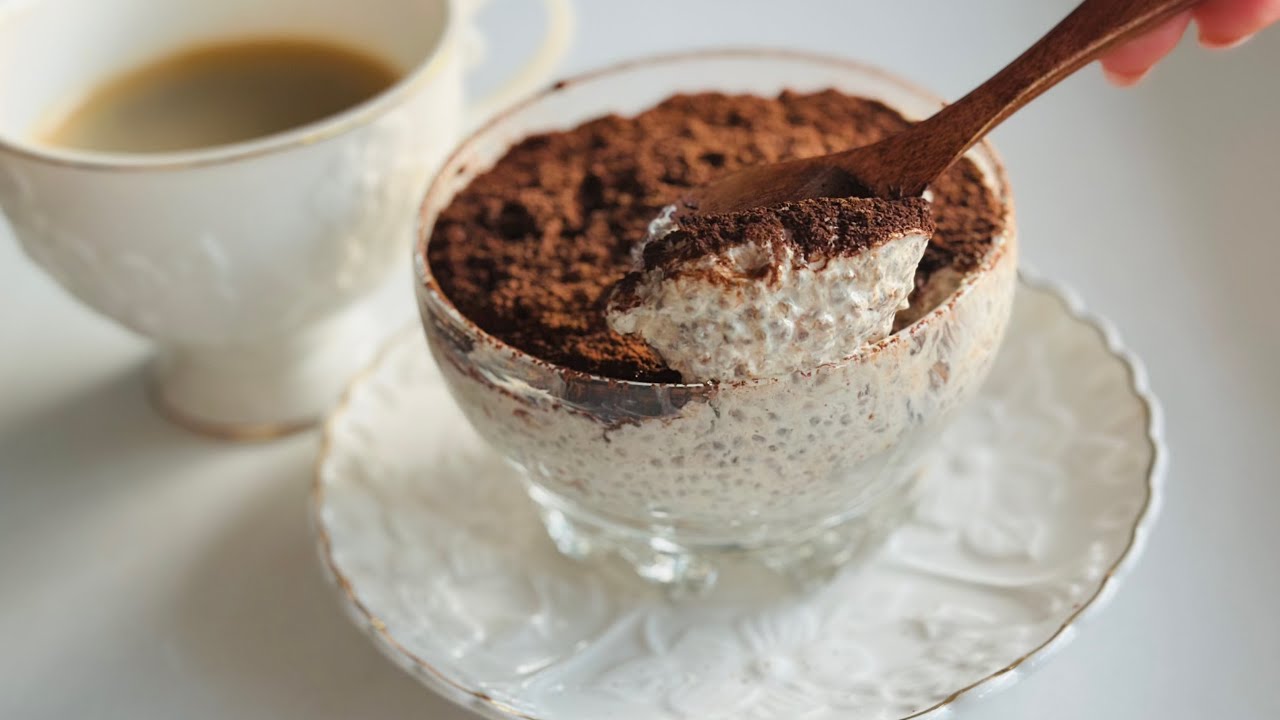 Chia Tiramisu! Pudim de chia! Muita proteína! Sem açúcar! Definitivamente experimente!