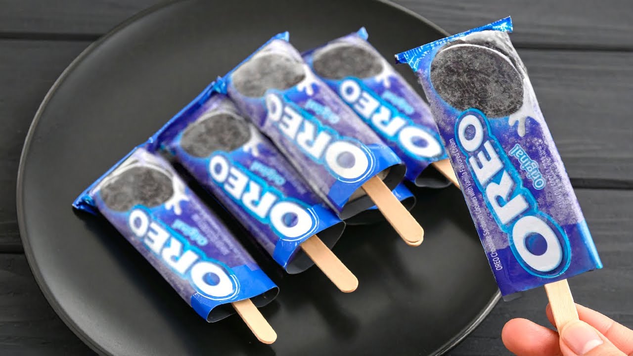 Apenas 3 ingredientes e 3 minutos! Receita fácil de sorvete Oreo caseiro!