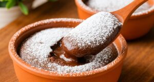 Bolo de Chocolate com Lava Irresistível. 3 Ingredientes, Sem Farinha, Sem Glúten
