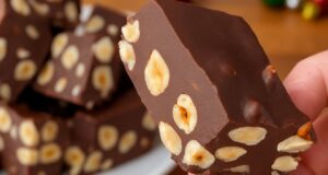 Nougat sem ovos, pronto em minutos. Sobremesa de chocolate e avelã